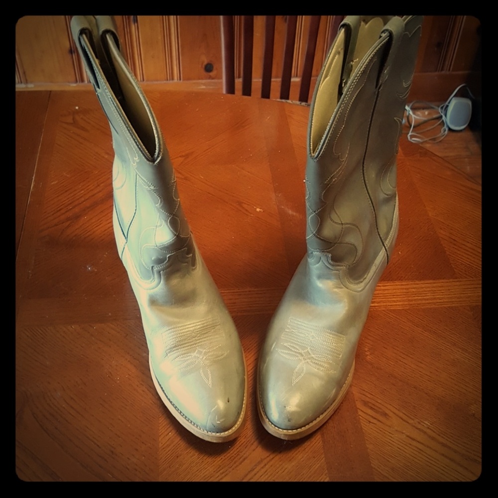 Men's cowboy boots